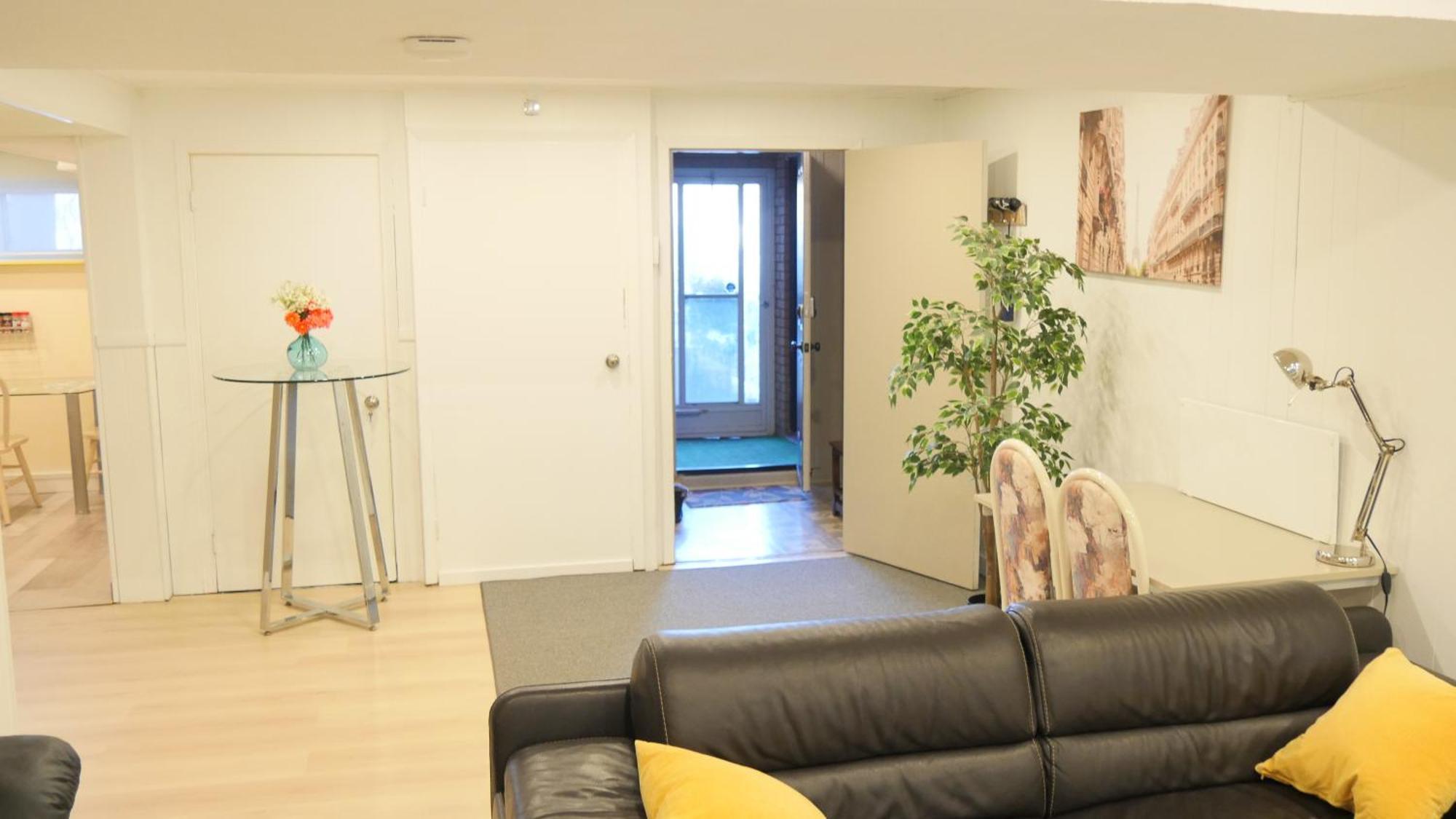 Applewood Gardens Apartment Mississauga Exterior photo
